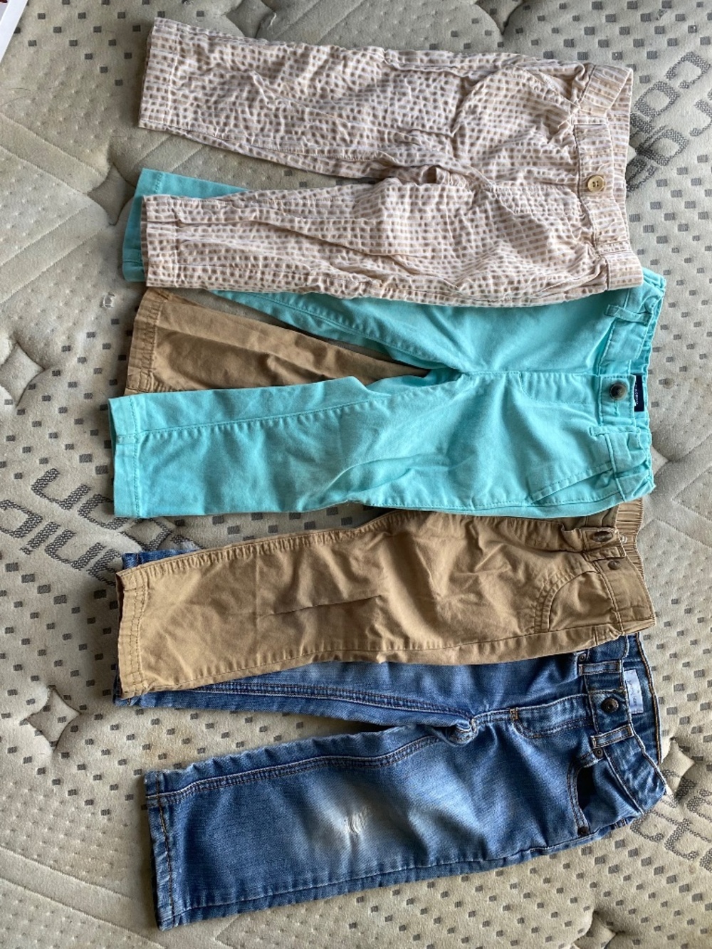Lot of 4 24m/2t Boys/Girls Unisex Pants & Jeans